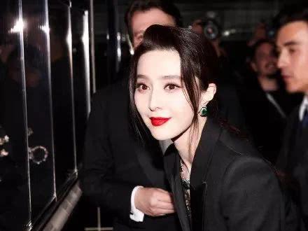 明星美白之路,从肤色之惑到自信光芒的蜕变之旅