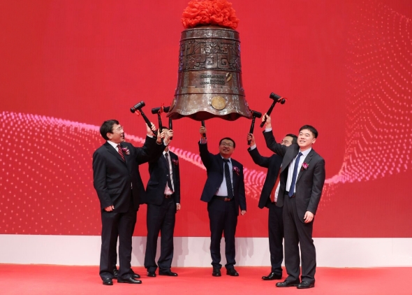 教育集团上市之路，梦想与温情的交织前行