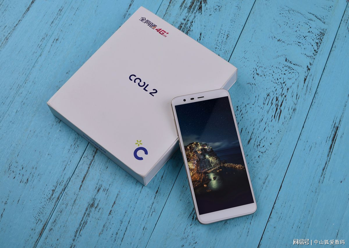 酷派cool 2新品上市,带你远离尘嚣,探索自然美景的手机之旅