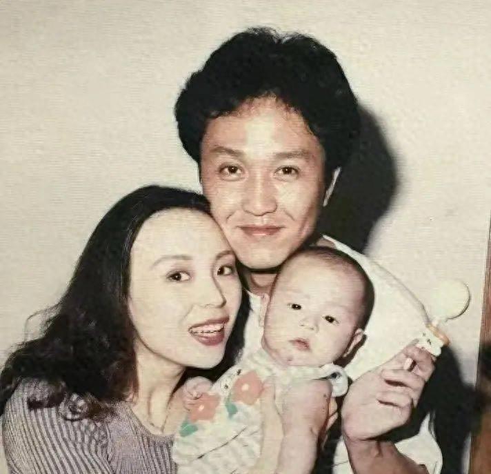 陈晓东,从舞台到荧屏,自信与成就的力量展现