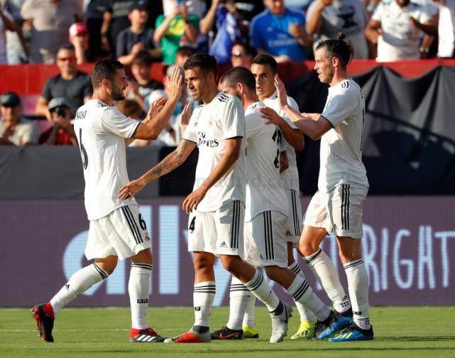 青春派2电影,热血燃烧的青春岁月时光重现!