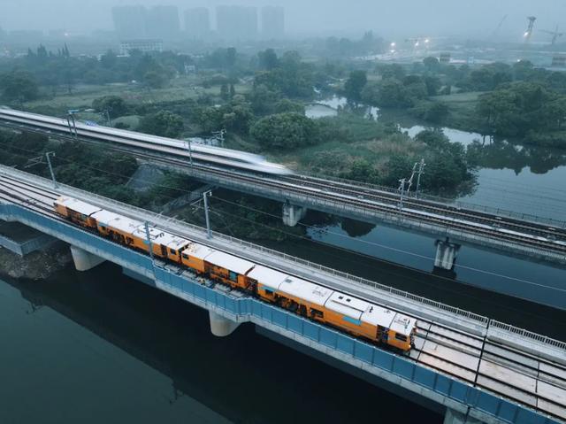 北塘河高铁最新动态,速度与激情的变革,展现自信与成就的力量