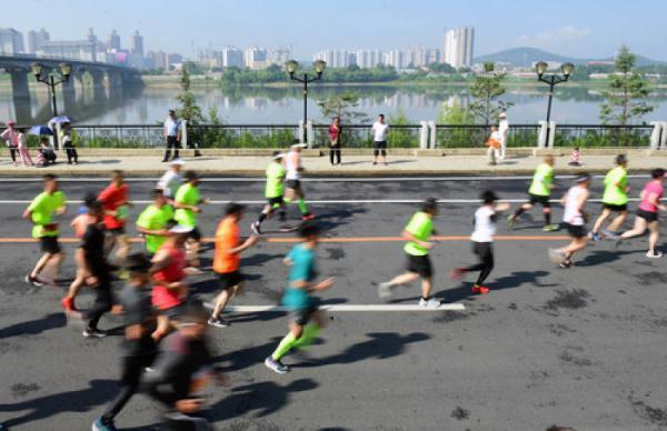 超越身体极限的视觉盛宴，马拉松比赛视频欣赏