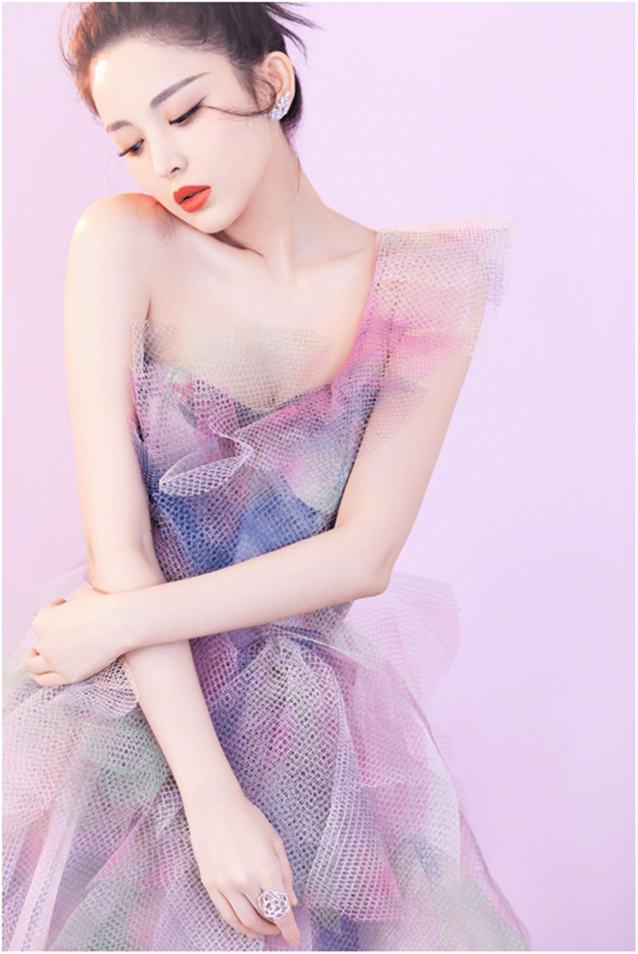 娜依灵儿最新福利分享,科技之光照亮生活,精彩因你而不同