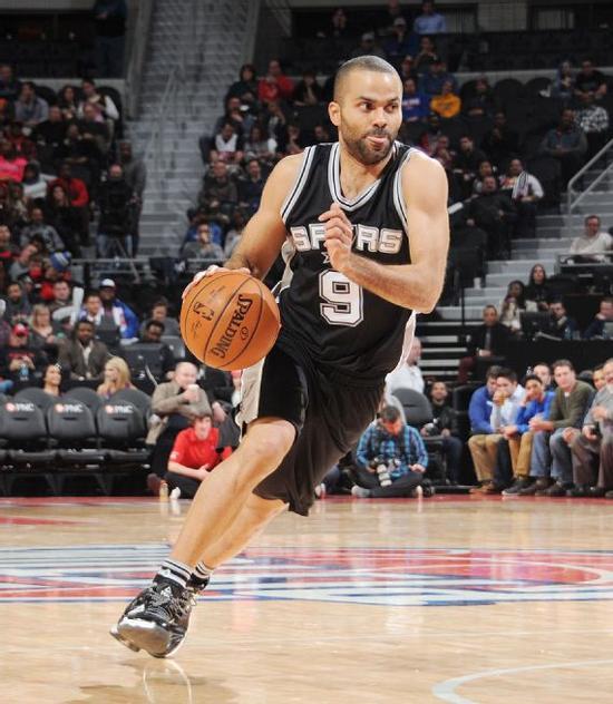 托尼帕克持续闪耀篮球世界,最新动态揭秘璀璨之星的风采