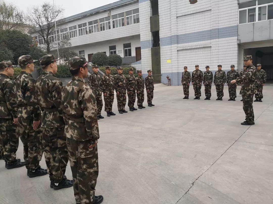 最新政府专职消防员改革方案揭晓，勇敢之旅探索自然美景的守护者之路