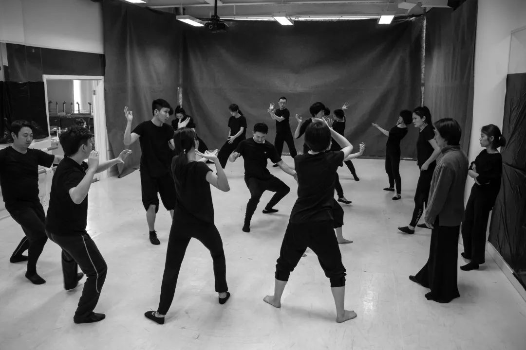 演员冦，演艺之路的坎坷与辉煌之路