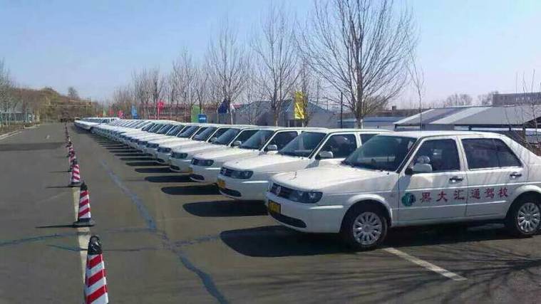 哈尔滨驾校价格详解,全面解析与案例分享