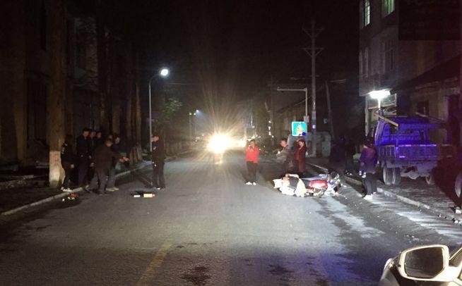 利川最新交通事故与小巷美食秘境的探寻