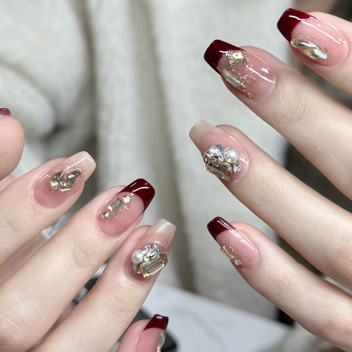 最新美甲款式,自然美景的旅行探索之旅