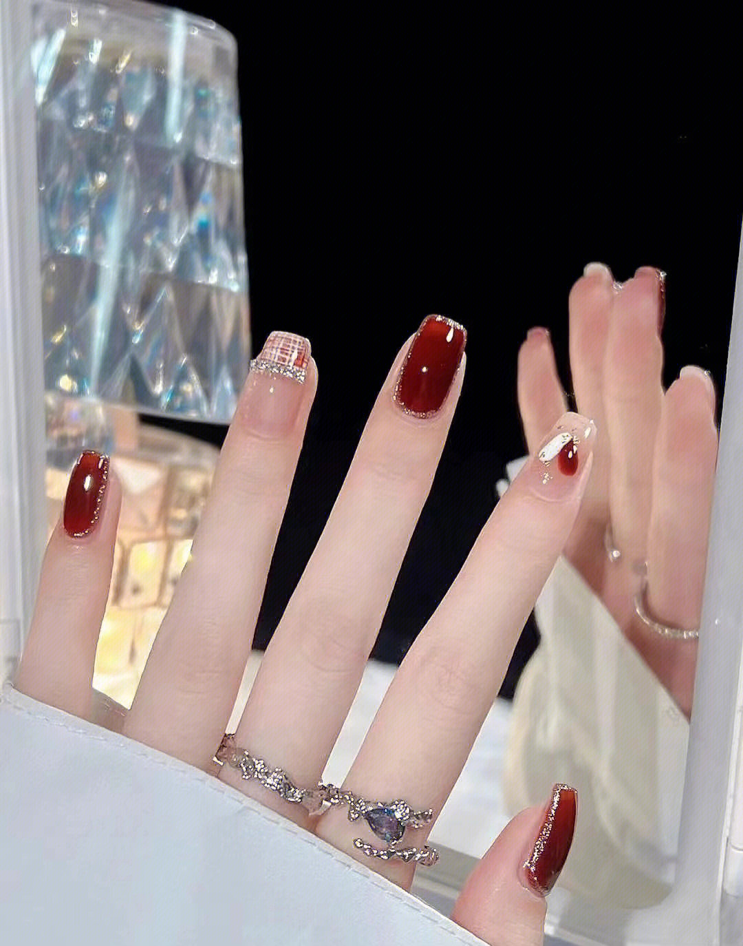 最新美甲款式,自然美景的旅行探索之旅