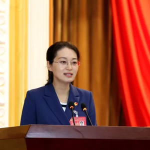 蔡伟生新职务揭秘，与自然美景的旅行奇缘