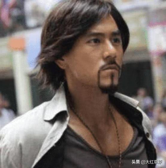 明星胡须,变化、自信与成就的力量之源