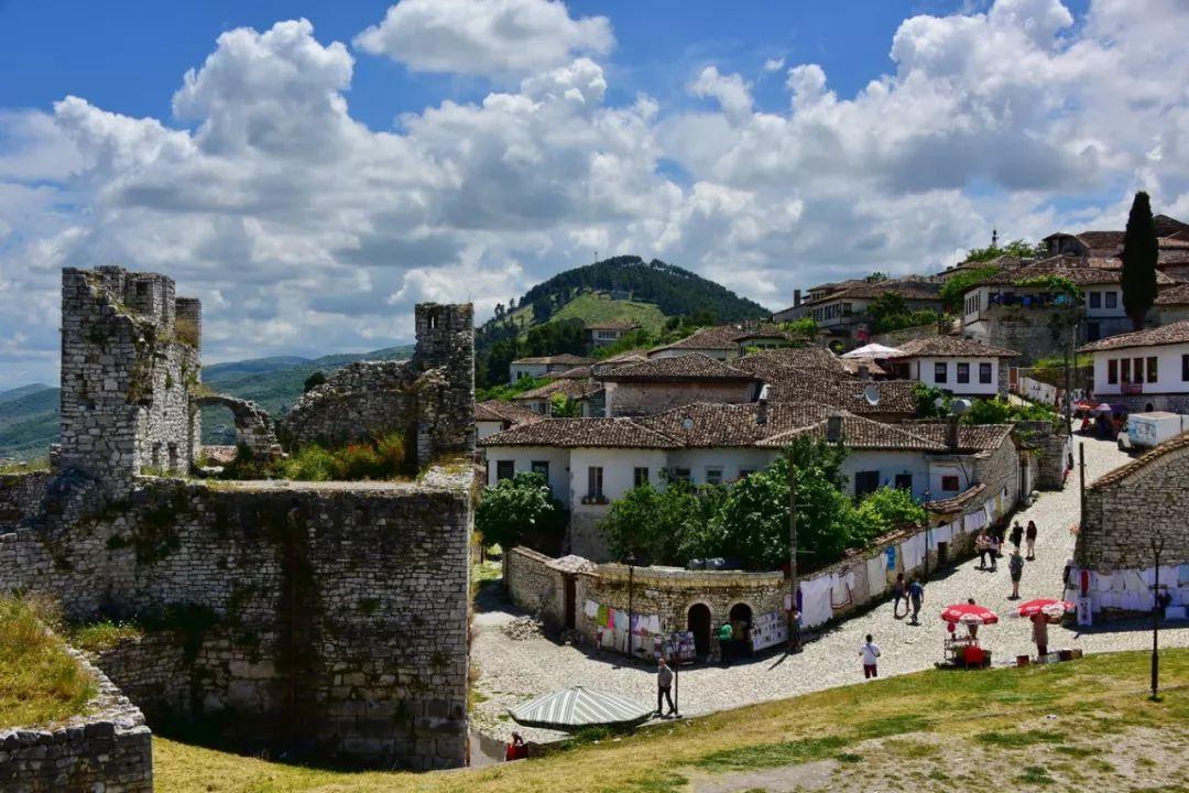 走入欧洲电视剧全集,走入欧洲电视剧全集，小巷深处的影视宝藏