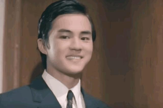 娱乐圈明星动态速递，璀璨瞬间的独家报道