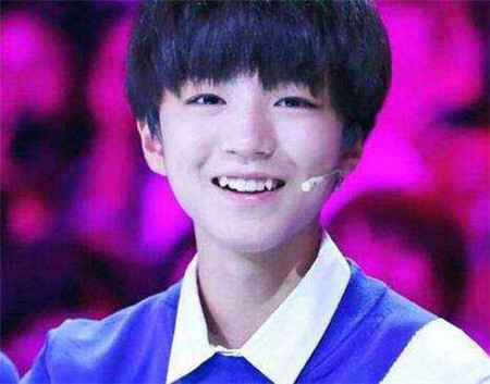 有虎牙的明星,有虎牙的明星，闪耀星空中独特的印记