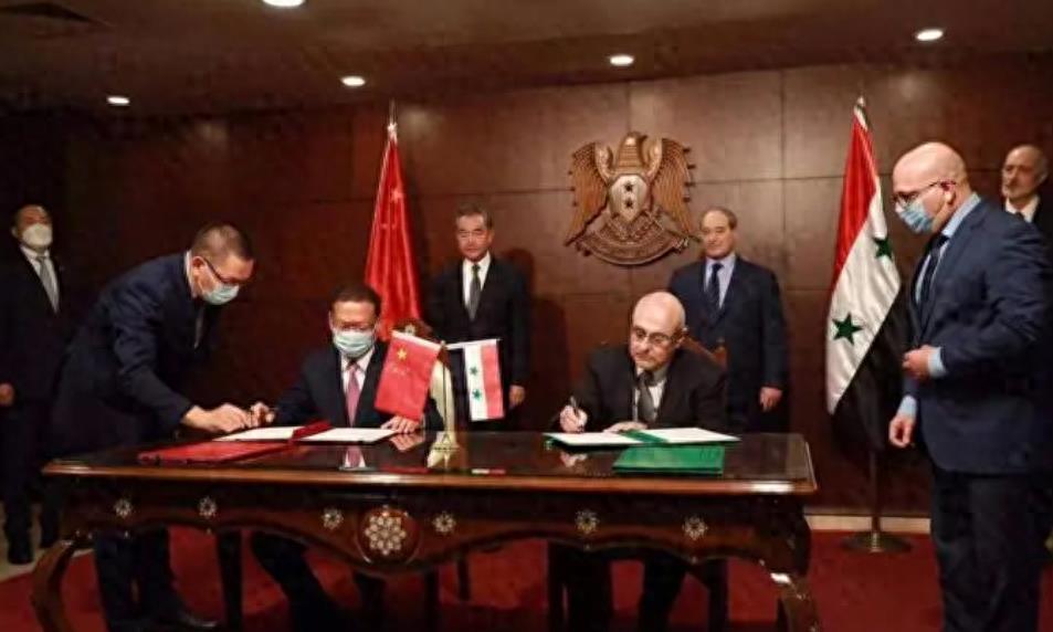 中美最新资讯,中美最新资讯,科技巅峰之作,引领未来生活的高科技产品体验