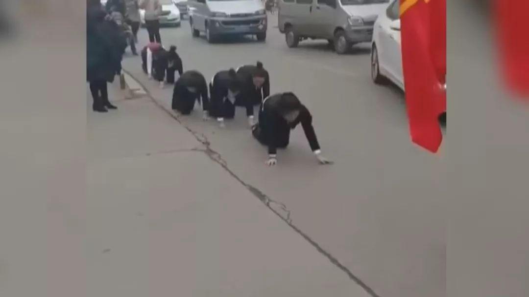 齐鲁电视台拉呱新资讯,巷弄深处的独特风味——探访小巷中的特色小店