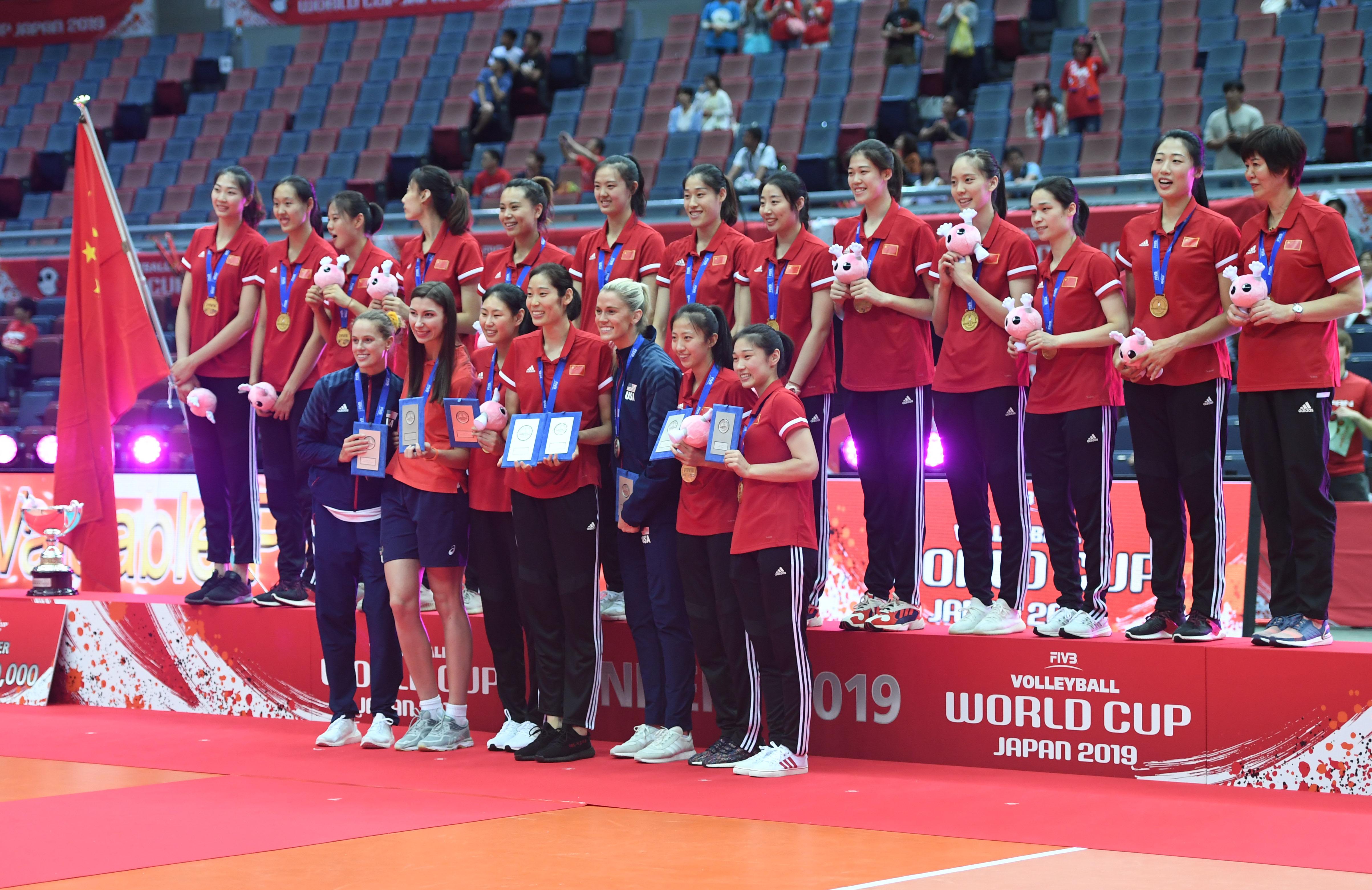 女排比赛照片,小巷深处的体育情怀与独特风味风采