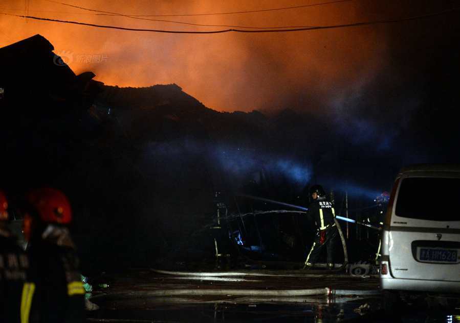 东庄火灾背后的温情故事,一场灾难中的感人瞬间