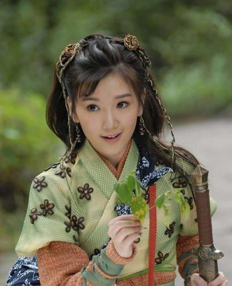 电子琴演员,电子琴演员舞台上的音符魔法师