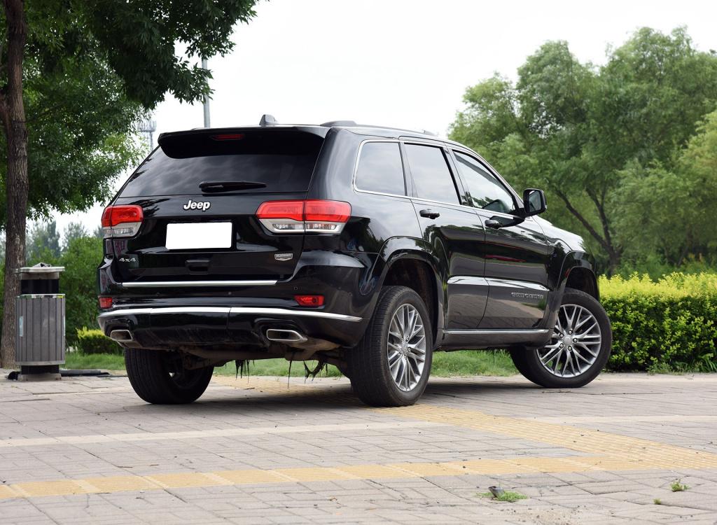 普拉多降价资讯，小巷深处的惊喜与探索特色小店的奇妙之旅