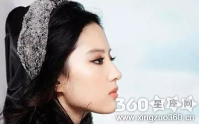 山根低的明星，星光熠熠，魅力不减