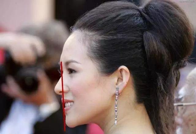 山根低的明星,星光熠熠,魅力不减