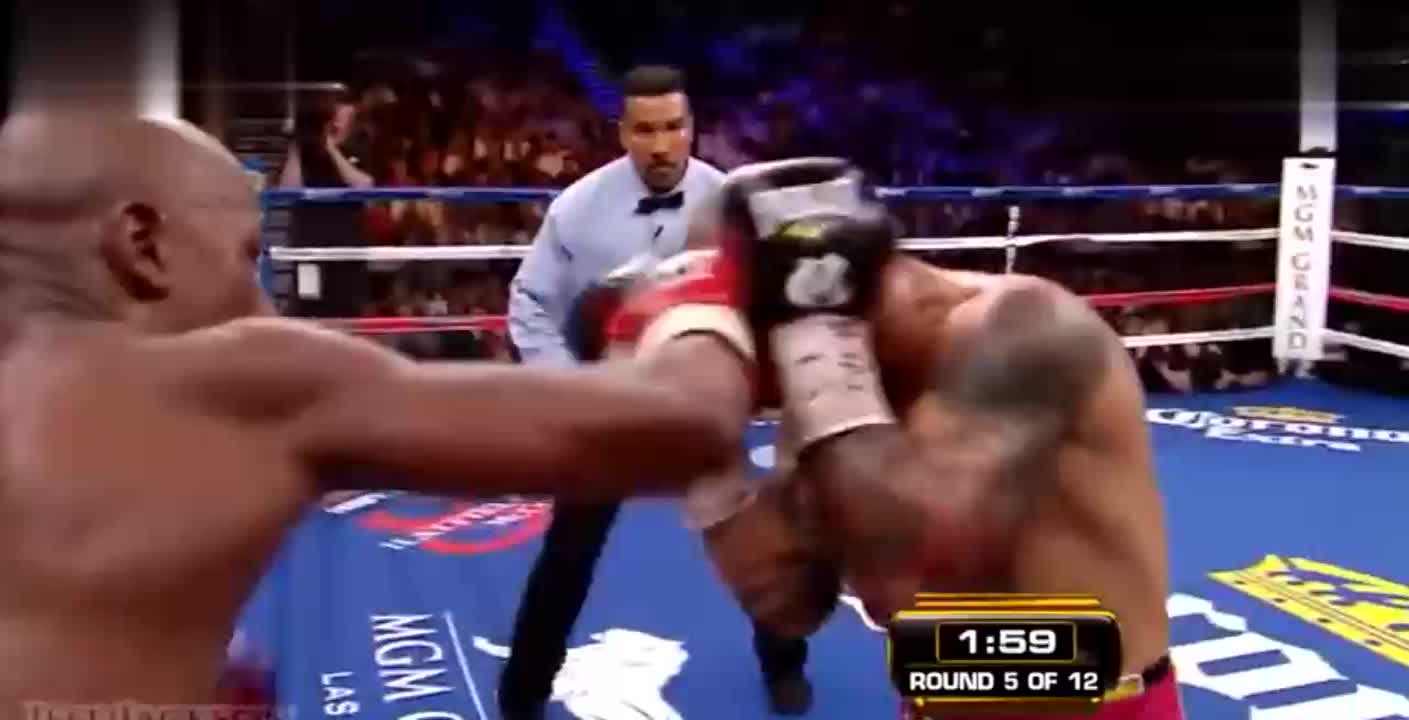 拳王库托比赛视频，小巷深处的拳击盛宴与独特小店探秘