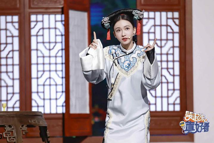 日常趣事与友情的温馨纽带，最新喜剧短剧