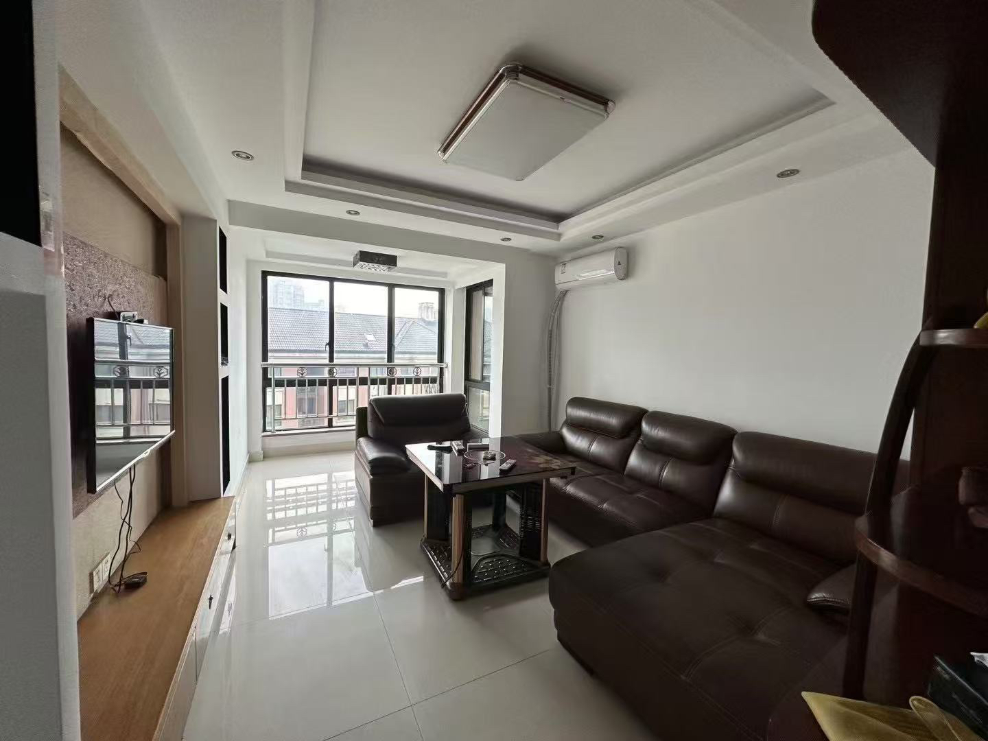 路桥二手房资讯回顾与探析，市场动态深度解析