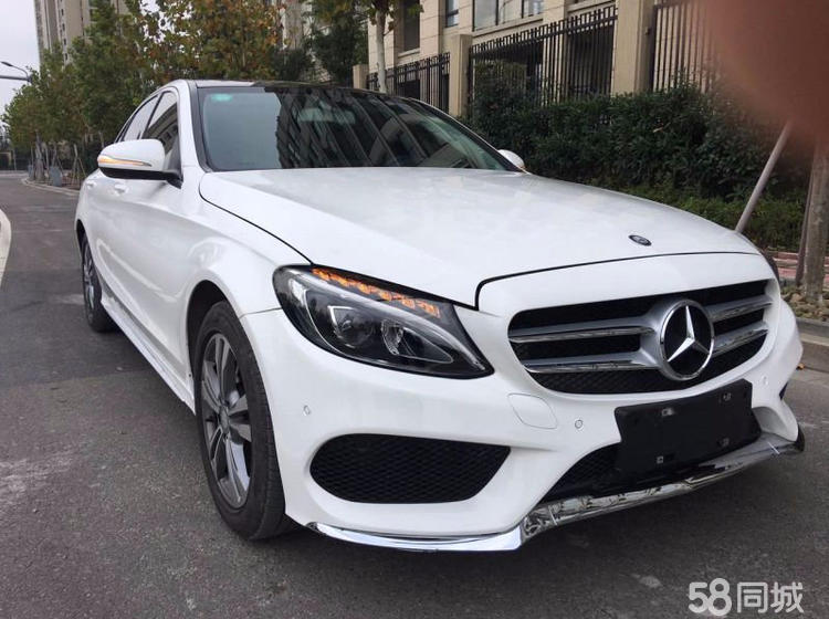 奔驰c200二手车价格,奔驰C200二手车价格,深入分析与观点阐述