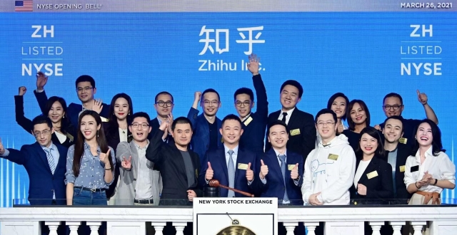 知乎上市，探索小巷中的宝藏，开启未知世界的精彩旅程！