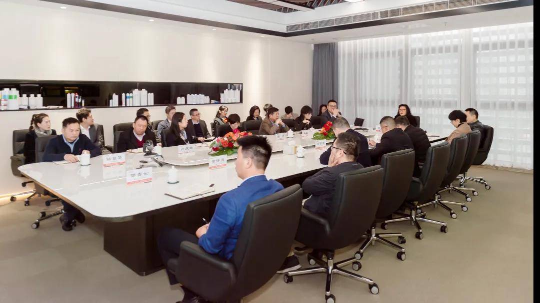 新亚制程最新动态,新亚制程最新动态,一个温馨有趣的日常故事