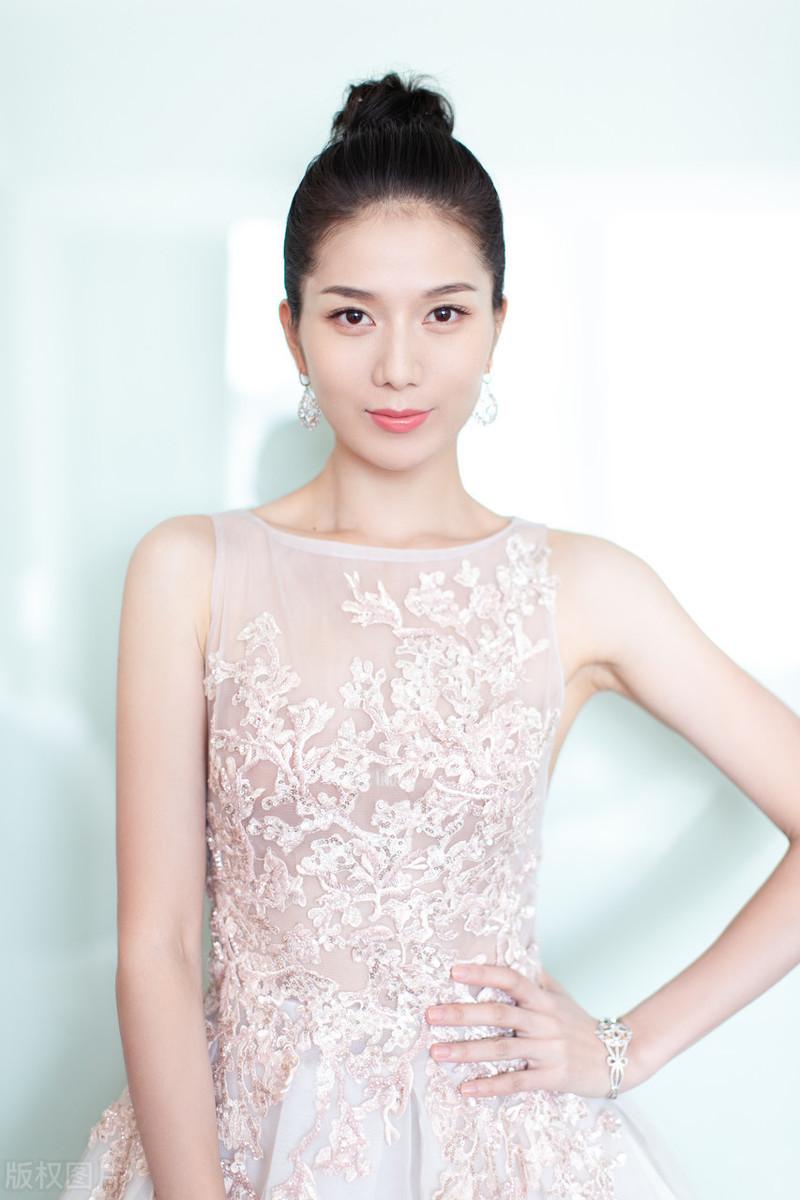 霜演员——科技重塑生活魅力,演绎未来之光