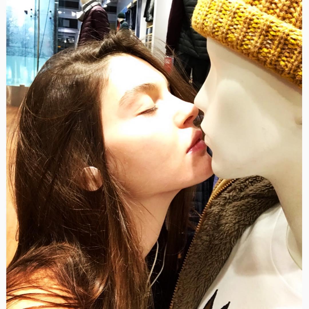 最新个性网恋头像推荐，探索自然美景，寻找内心平和的旅行之旅