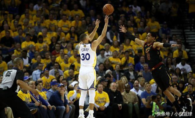 库里三分球总计数,篮球传奇与巷弄深处的美食奇缘