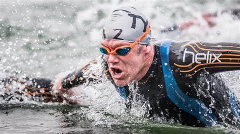 CrossFit比赛项目的崛起与影响,背景、历程及在当代的地位