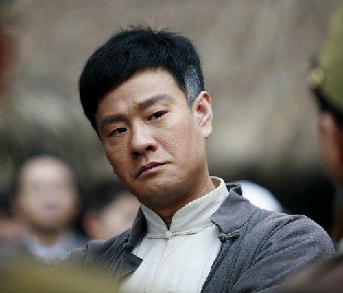 连奕名最新作品，与自然共舞的心灵洗涤之旅