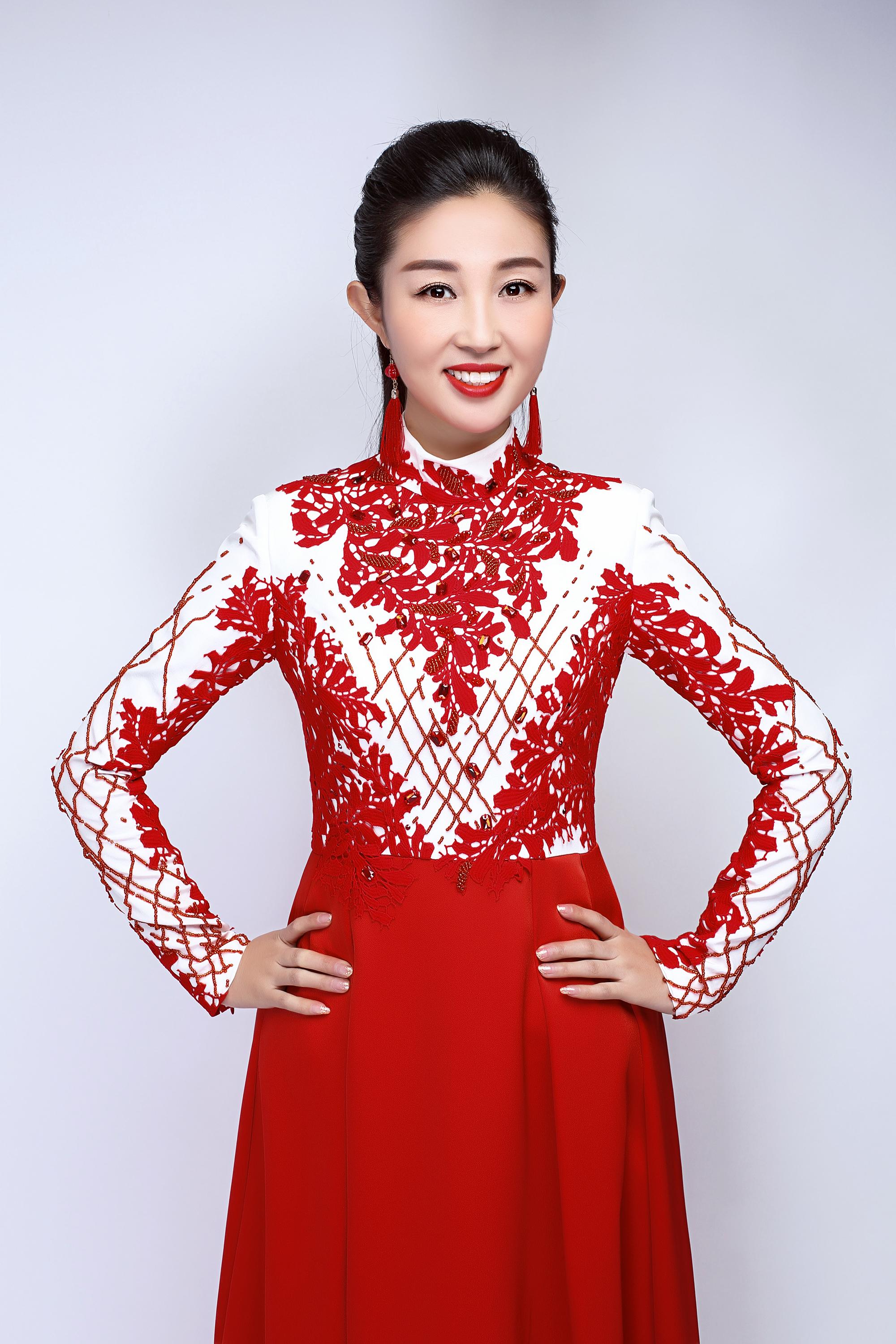 王春燕,从舞台到荧屏的蜕变,自信与成就的力量之源