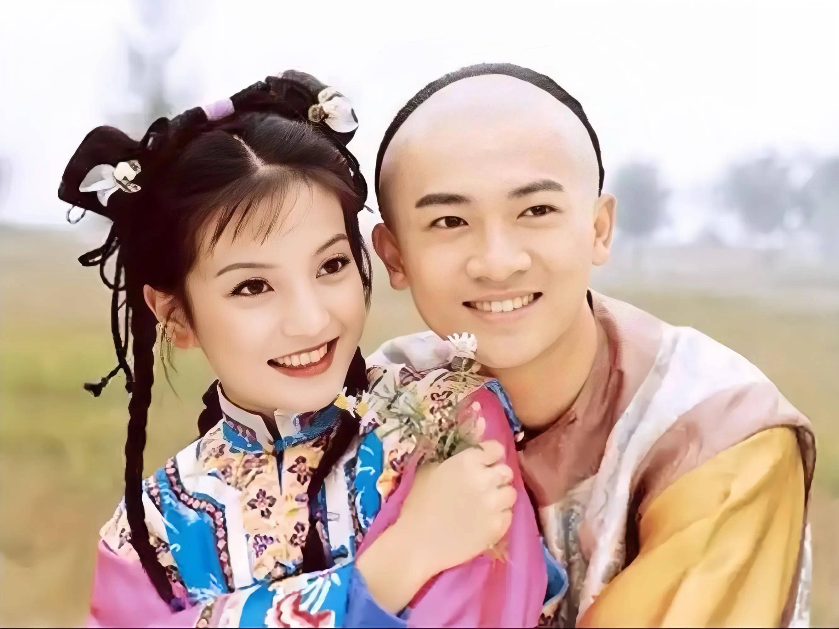 还珠格格演员回顾，经典角色的明星们