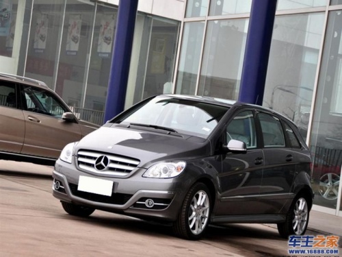 奔驰B200最新价格,自然美景中的旅行邀请之旅