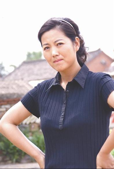 沈航演员简历，星光下的温馨日常之路