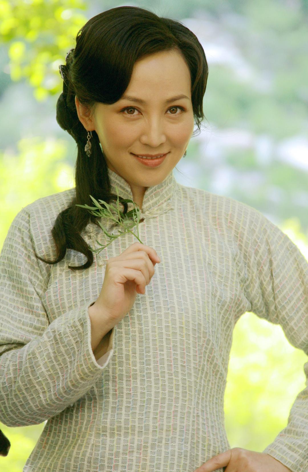 所有女电视演员的温馨日常风采展示