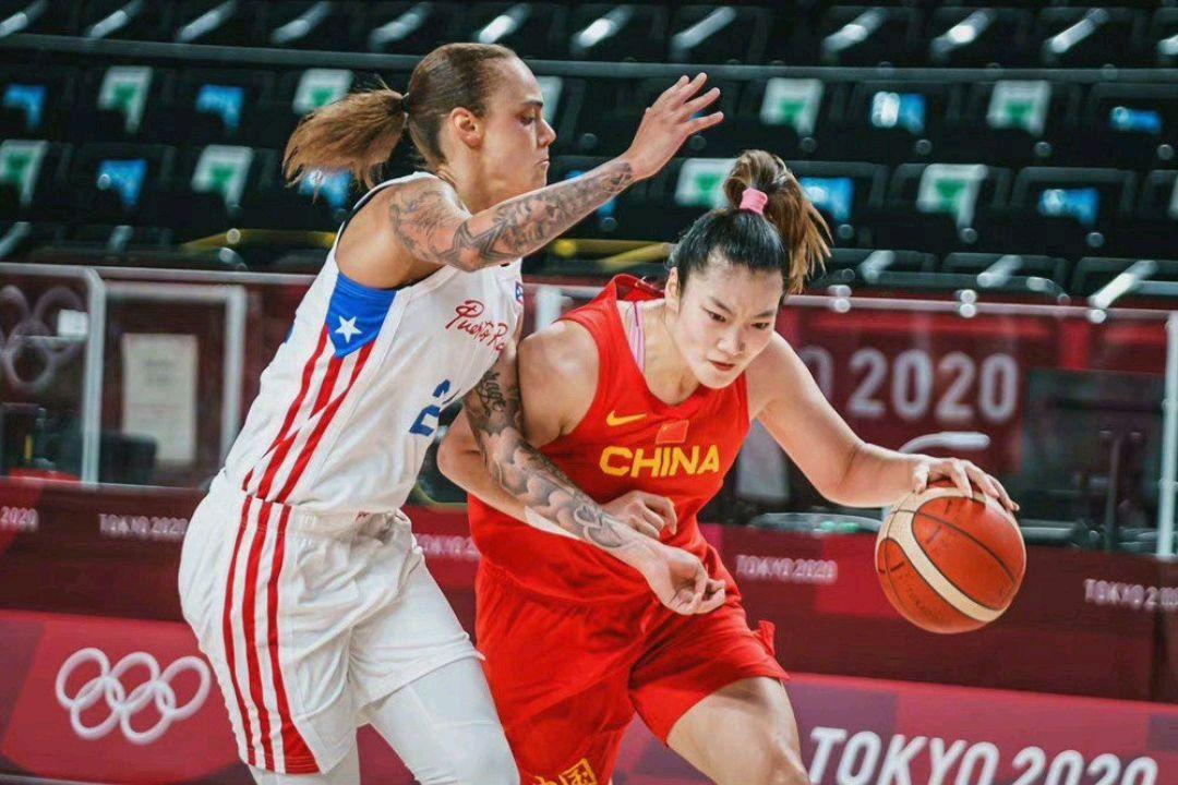 央视8套在线直播,家的温馨与友情的纽带,电视剧精彩呈现