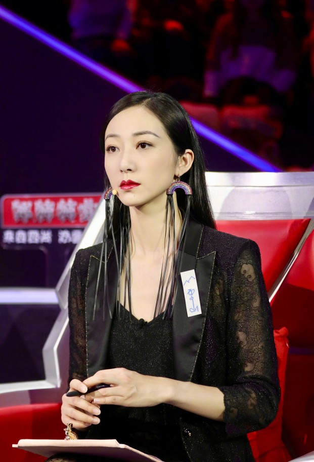 眉虹演员,舞台之上的璀璨之星