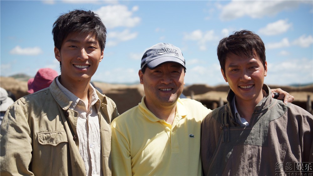 狼图腾演员表揭秘,小巷深处的特色小店探秘之旅