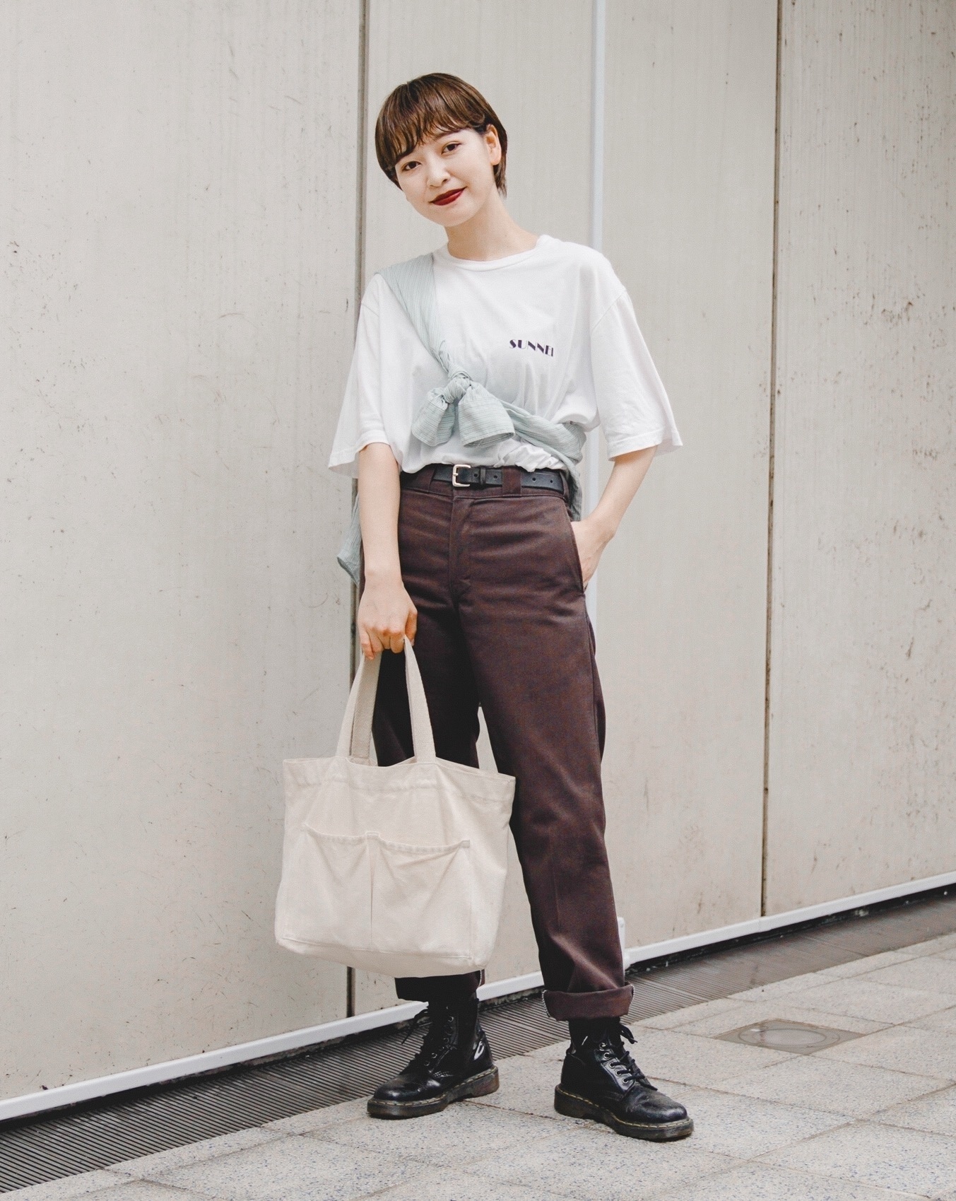 最新潮流穿搭与科技产品介绍全解析