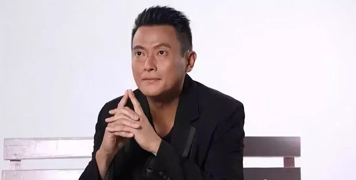 林姓女明星引领科技潮流,揭秘高科技产品的惊艳功能与体验