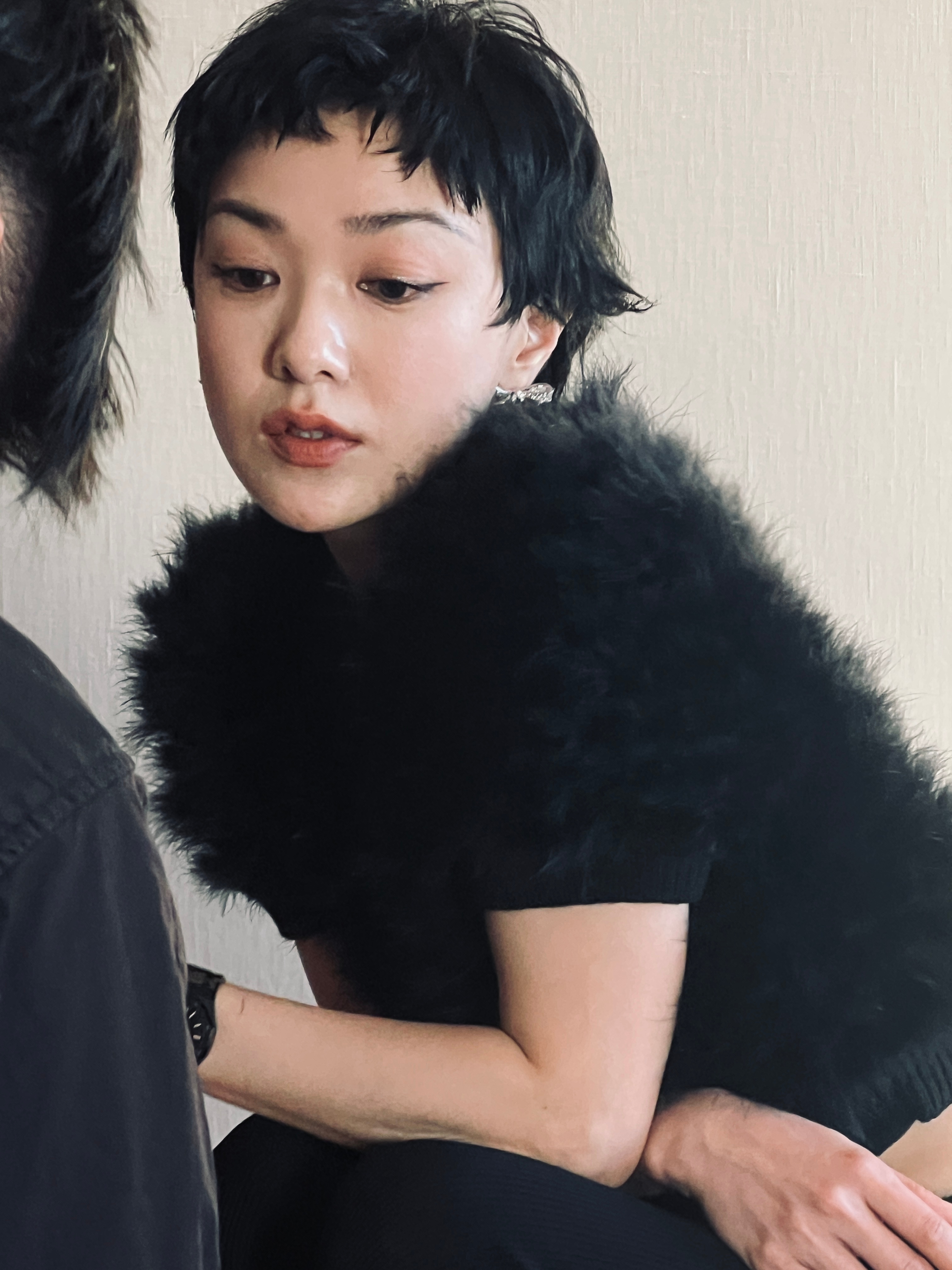 郭采洁新发型亮相,引领时尚潮流新标杆